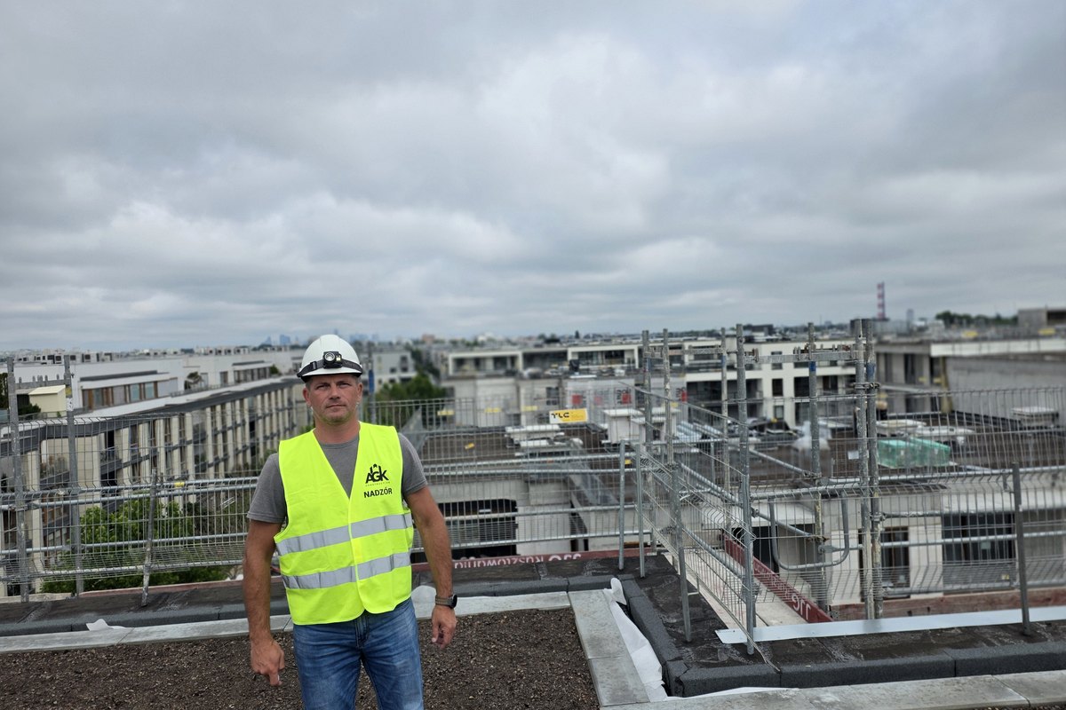 Nadzór w terenie — AGK Construction